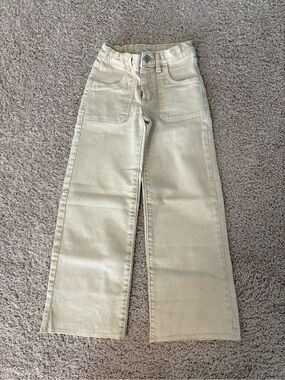 NWOT girls size 5 Khaki jeans